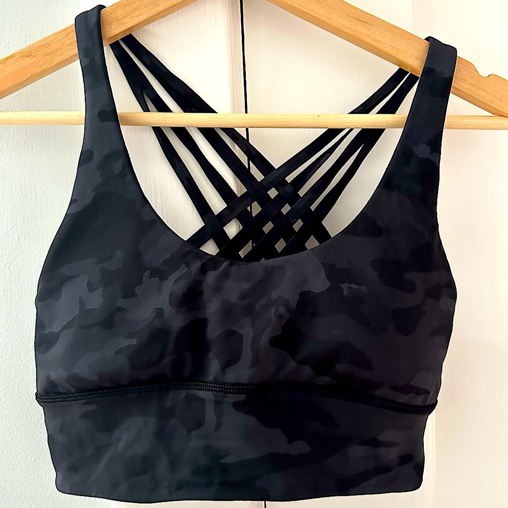 Lululemon limited edition Sports Bra- BLACK CAMO in size 4